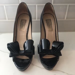 Valentino Couture bow platform pump Sz 38